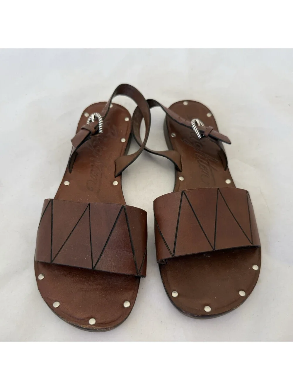 Brighton Asbury Vacchetta Sandals Size 6 1/2 M Caramel Silver Buckle Slip-on